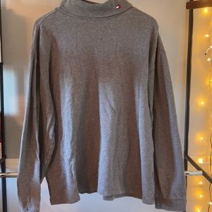 VINTAGE TOMMY HILFIGER TURTLENECK